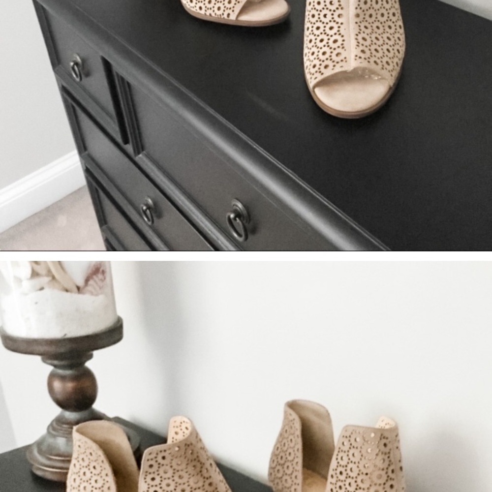 *NEW* open-toe booties by Crown & Ivy - Picture 4 of 6